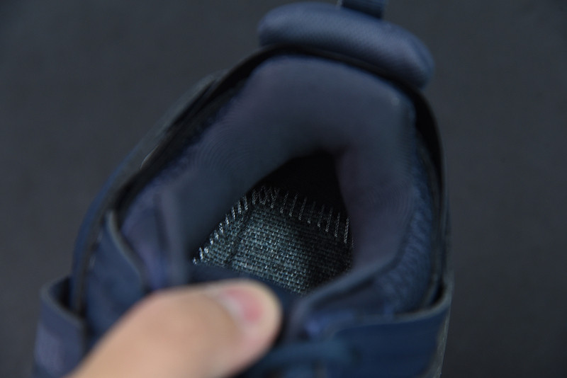 bc track sneaker