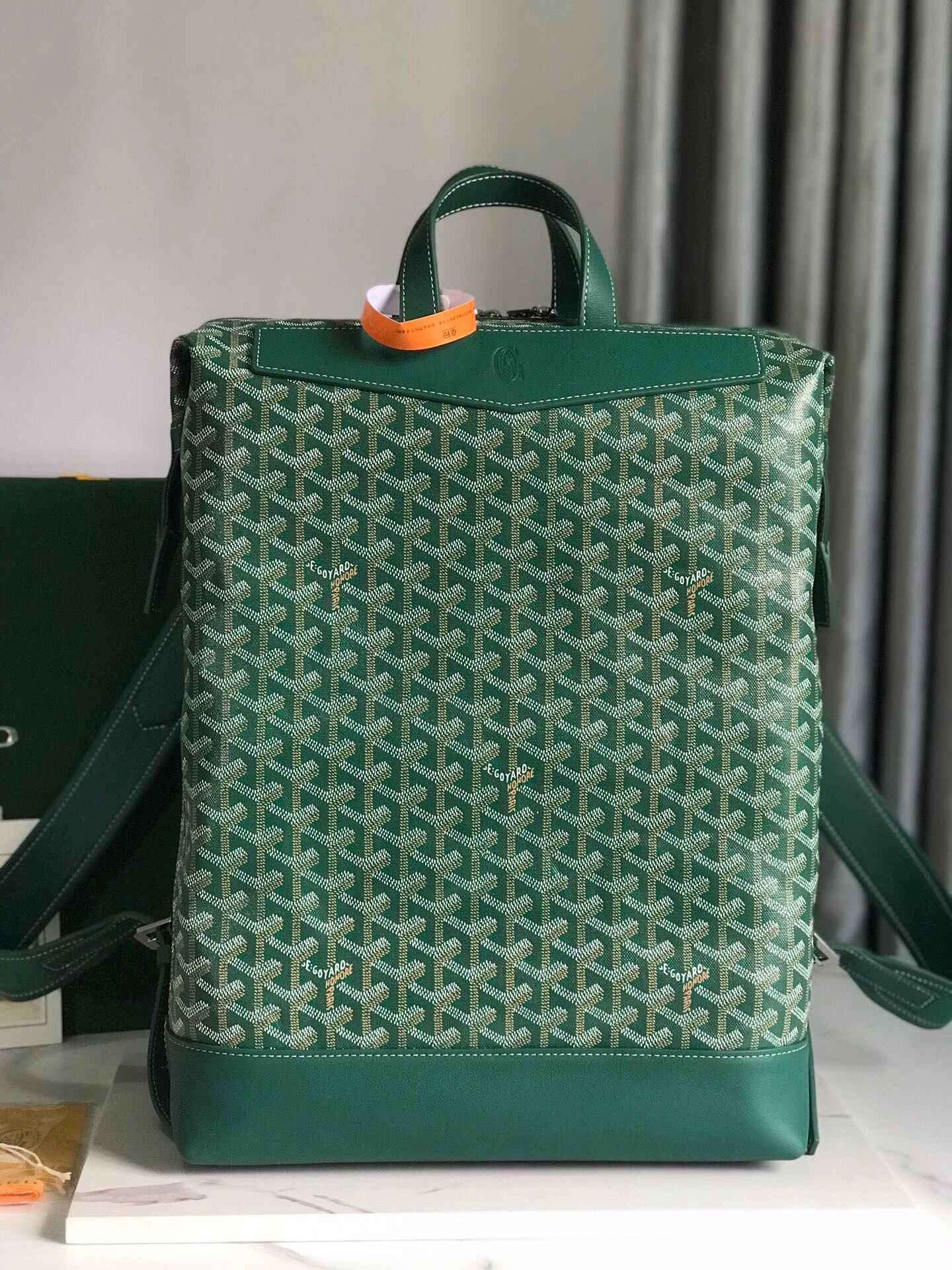 G09ard purse