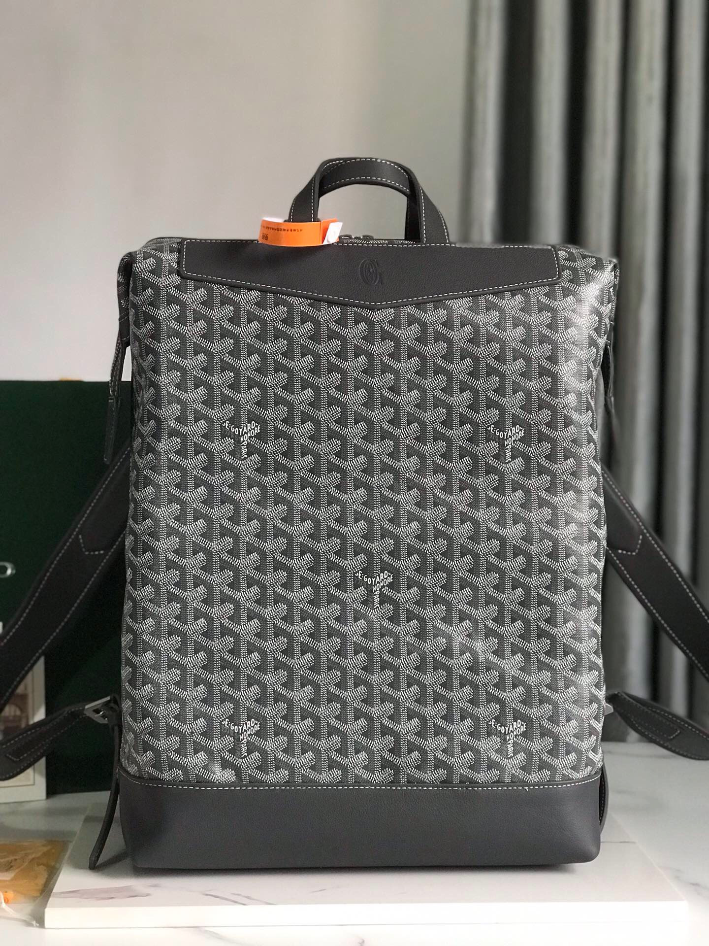 G09ard purse