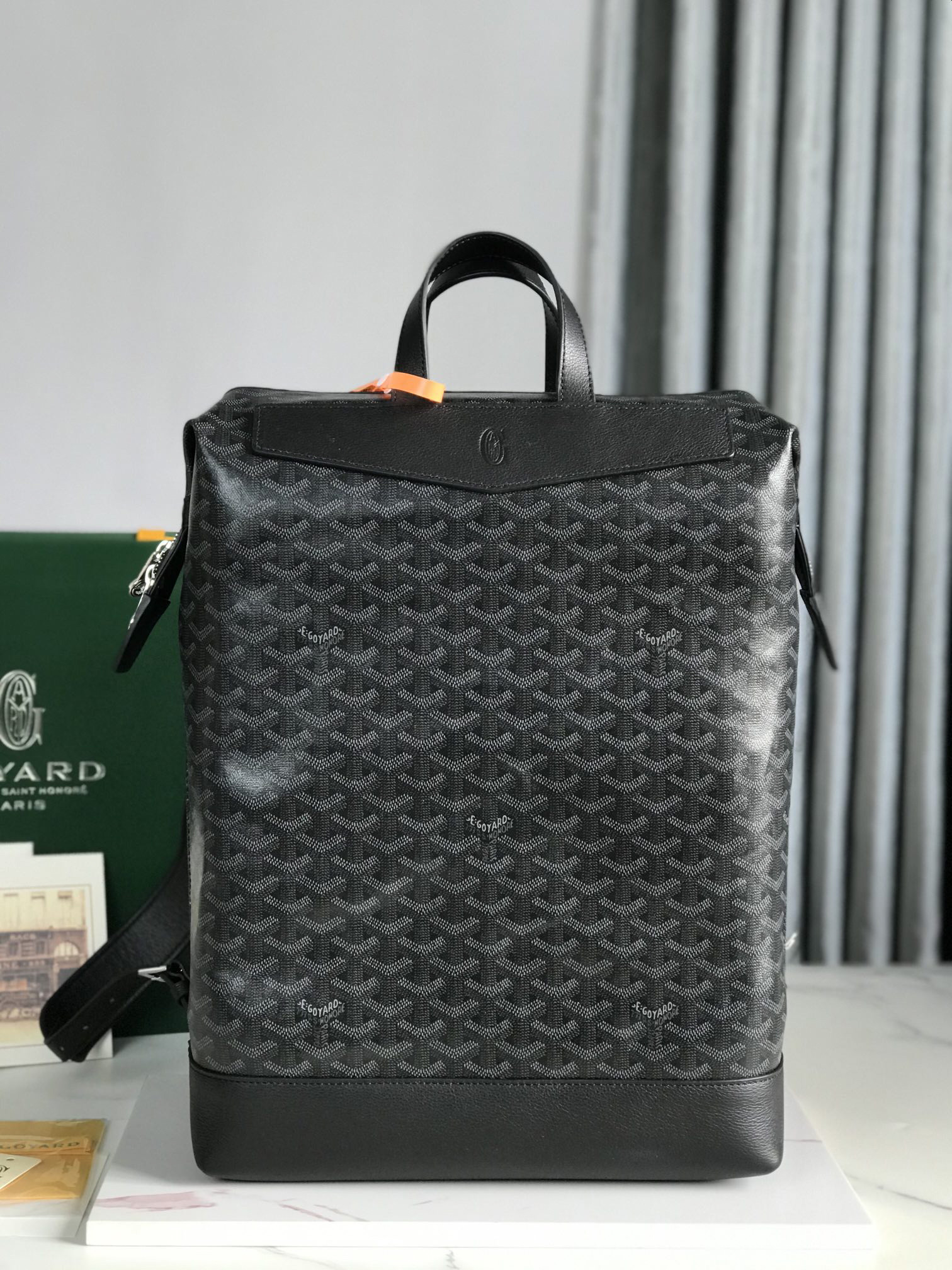 G09ard purse