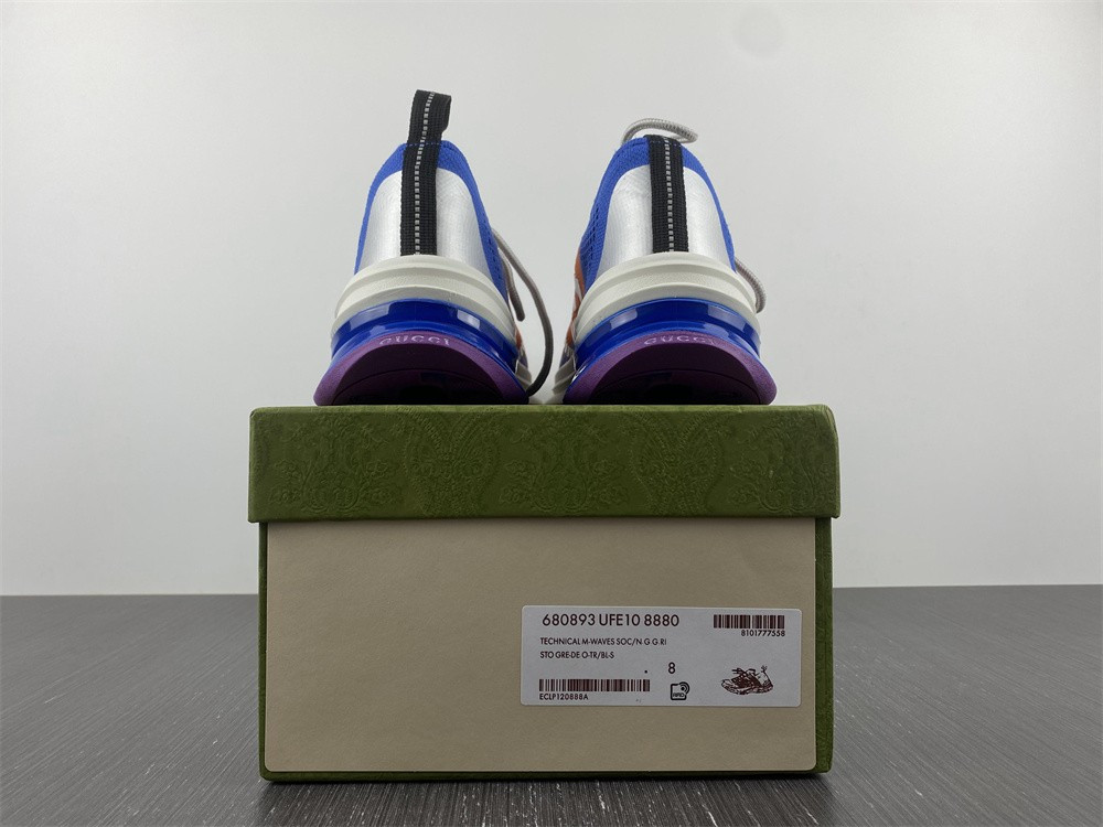 g*u*i sneaker
