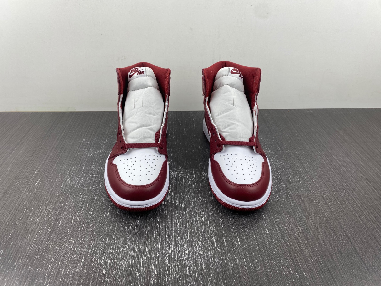 air jordan 1 high og team red dz5485-160