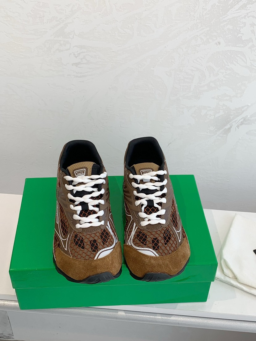 b0tt*ga Ven*ta orbit sneaker