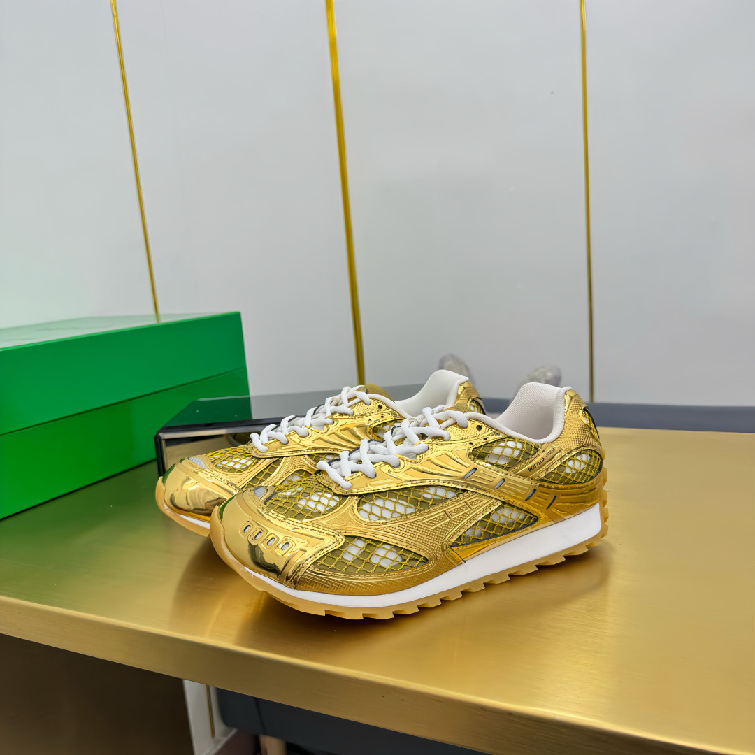 b0tt*ga Ven*ta orbit sneaker