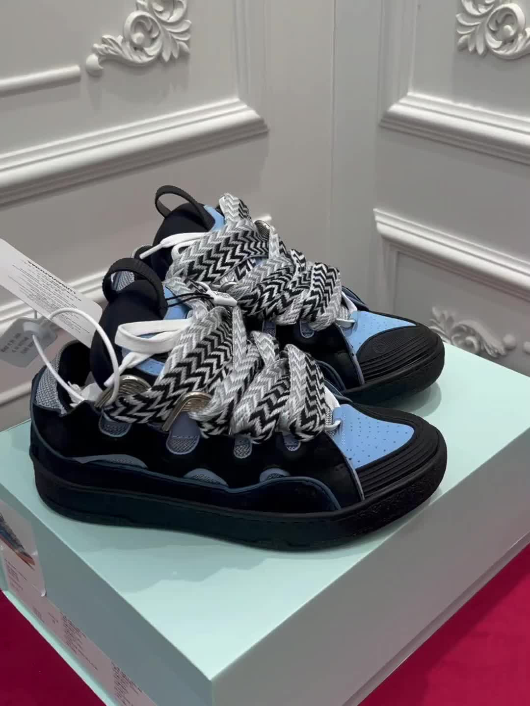 lanvin curb sneaker