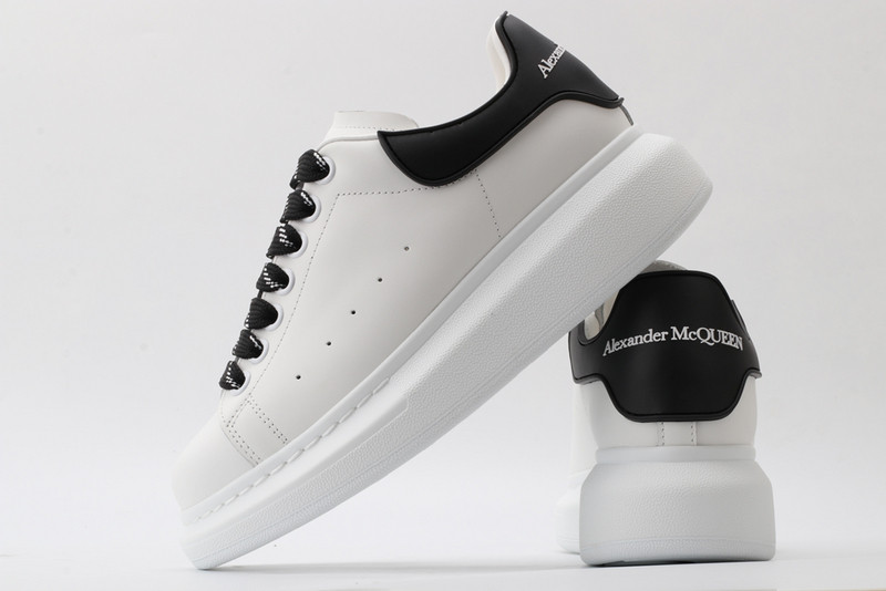 alexer mceen sneakers