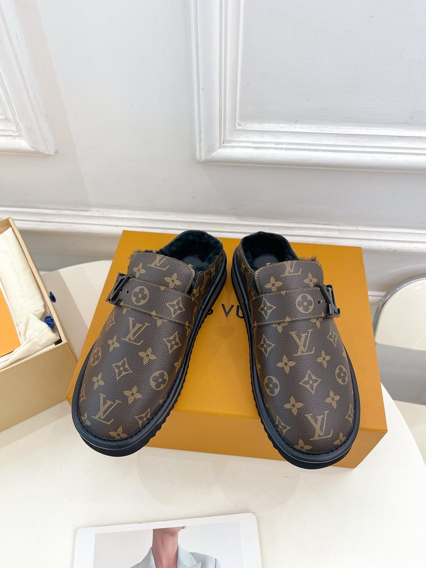 LVT SANDALS