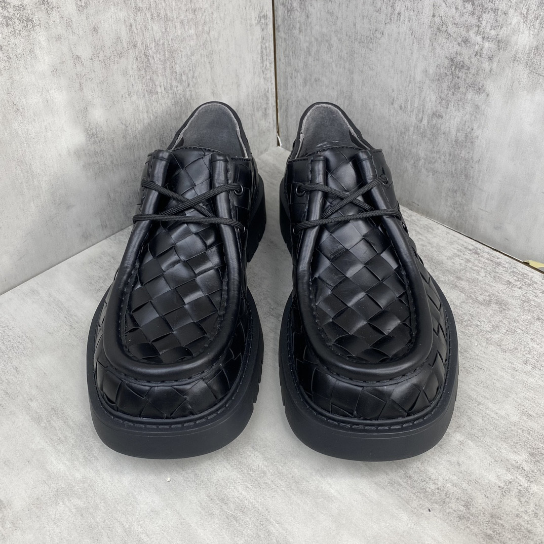 b0tt*ga Ven*ta sneaker