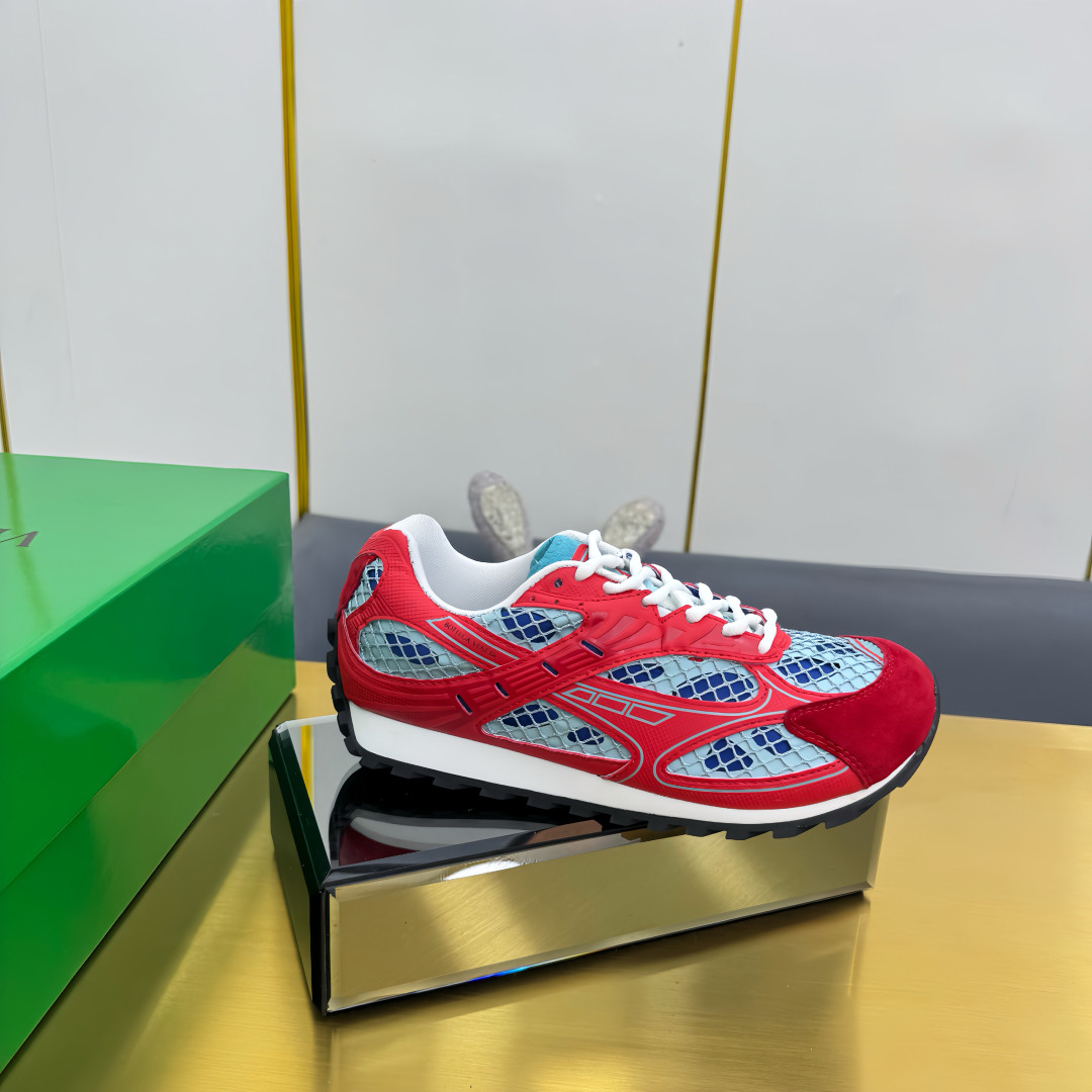 b0tt*ga Ven*ta orbit sneaker