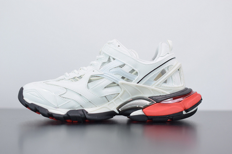 bc track sneaker
