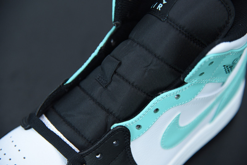 air jordan 1 mid 