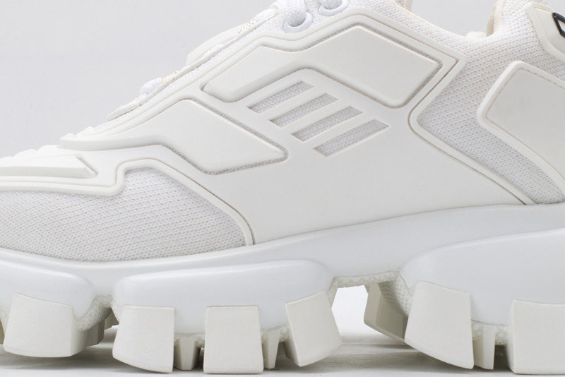 pr sneaker