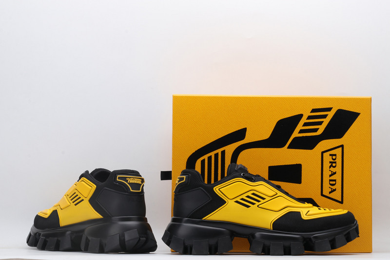 pr sneaker