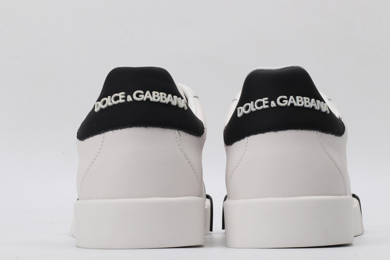 dg sneaker