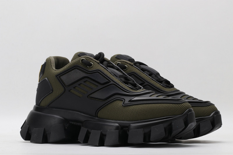 pr sneaker