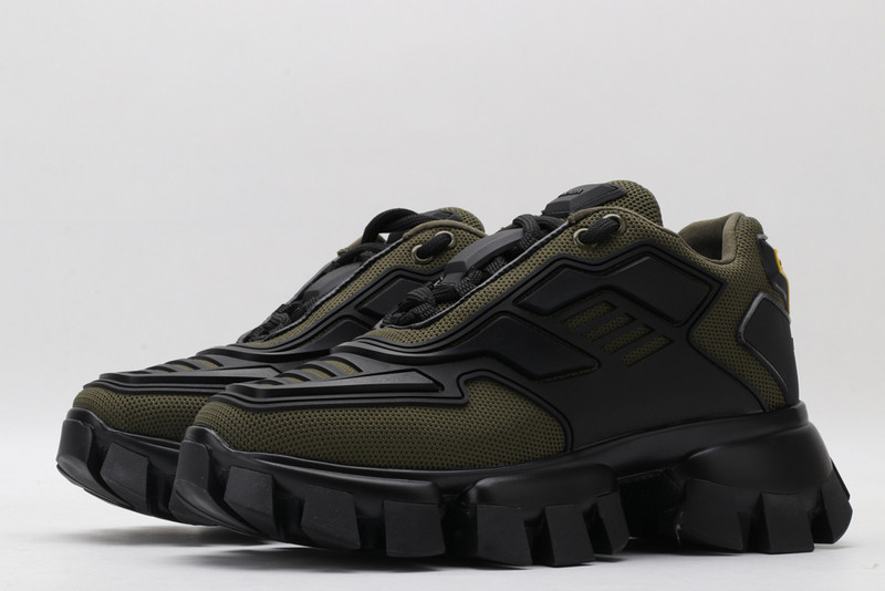 pr sneaker
