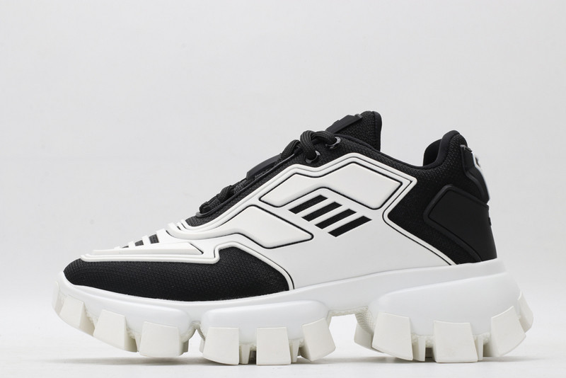 pr sneaker