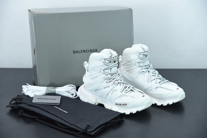bc track sneaker