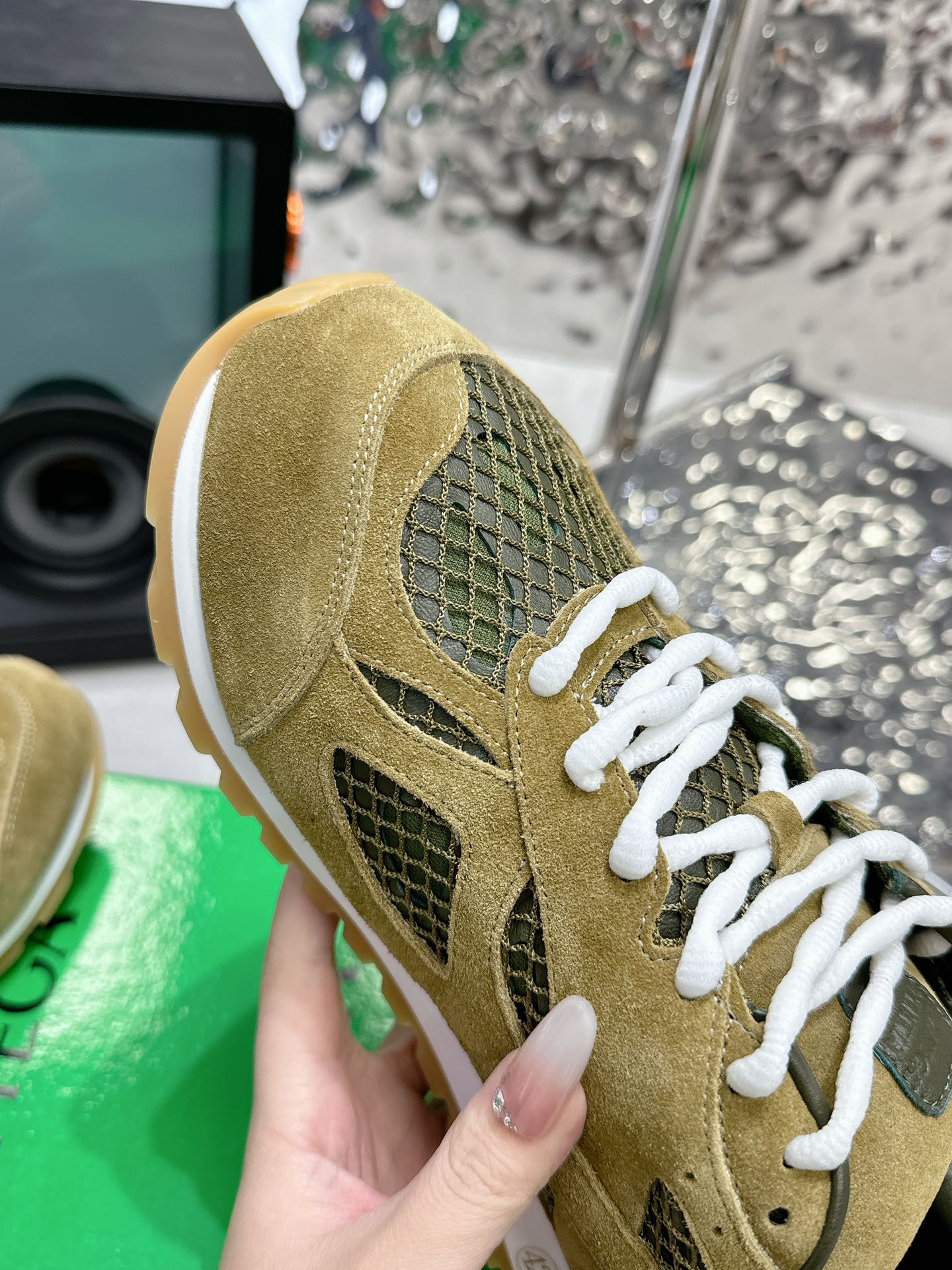 b0tt*ga Ven*ta orbit sneaker