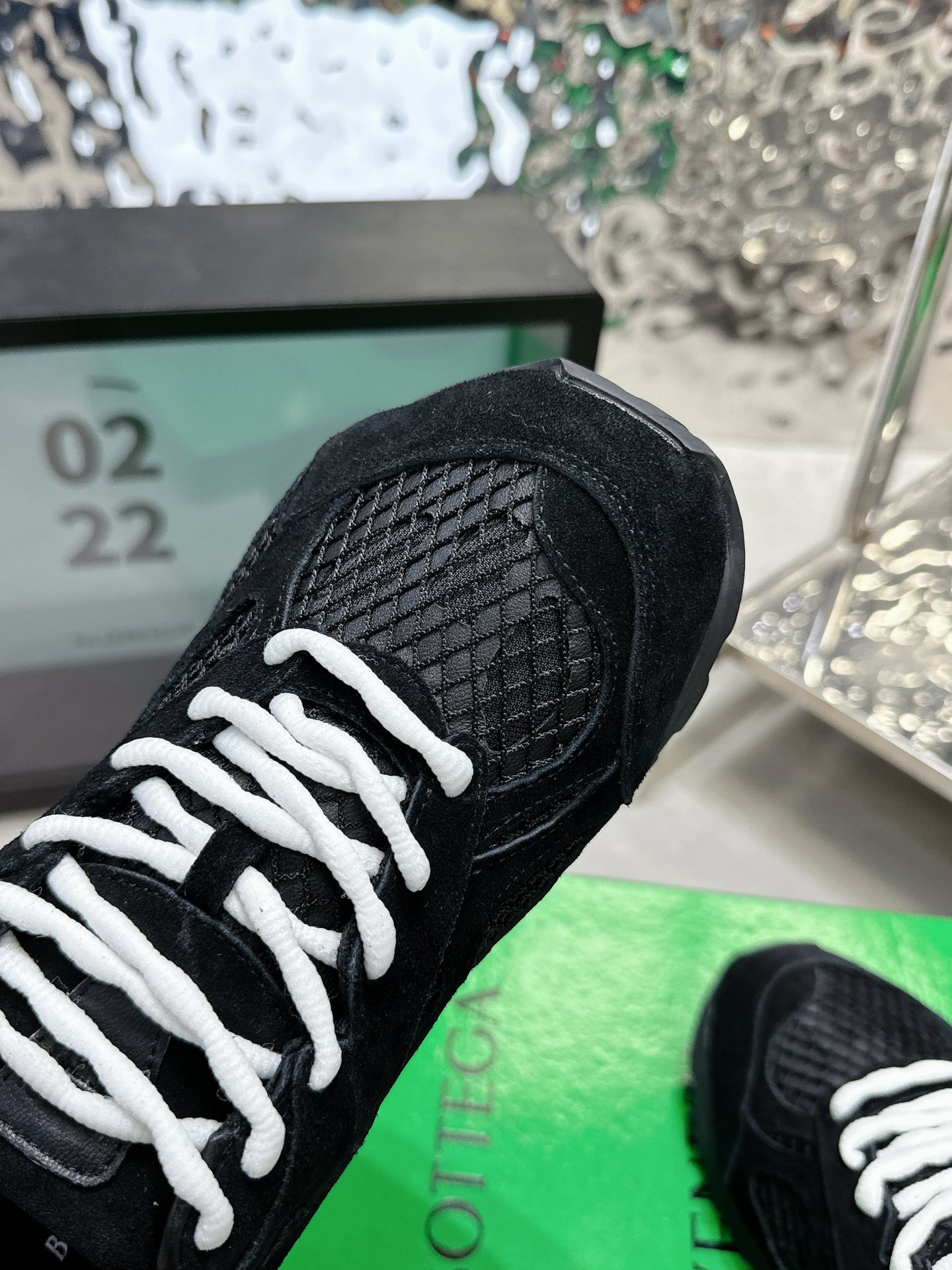 b0tt*ga Ven*ta orbit sneaker