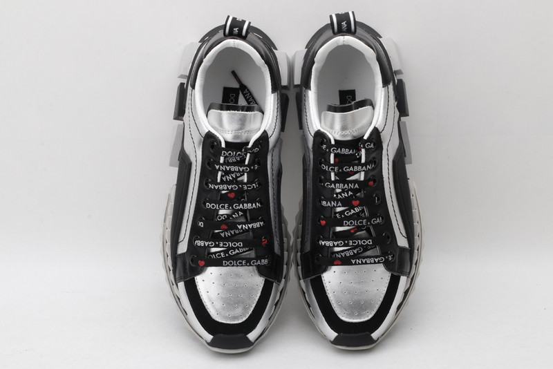 dg sneaker