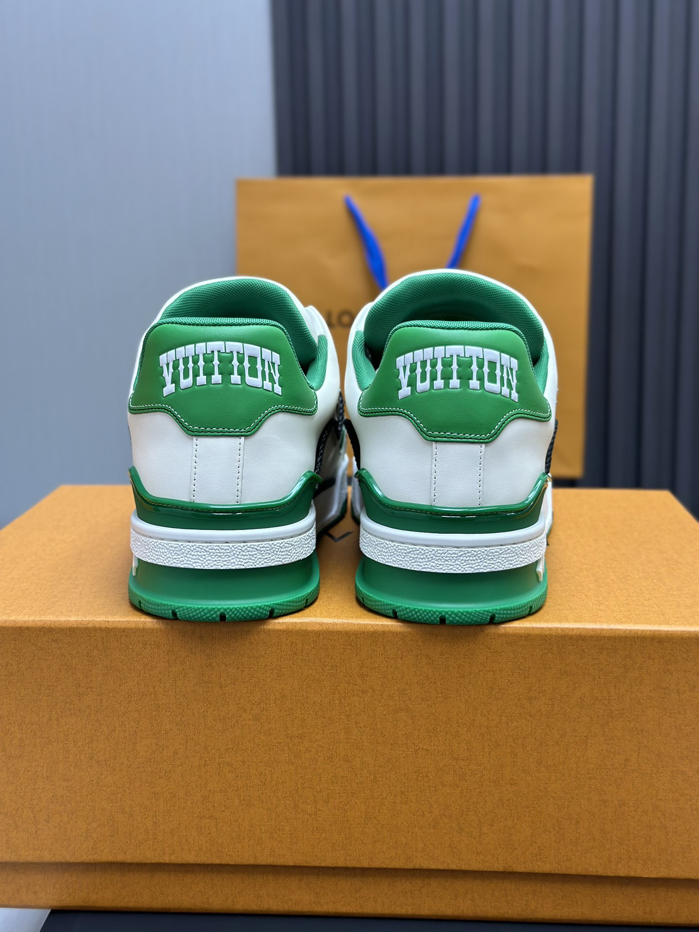 LVT SNEAKERS