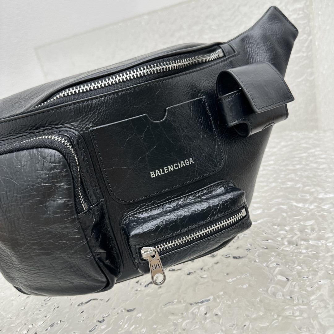Ba1en*iaga purse