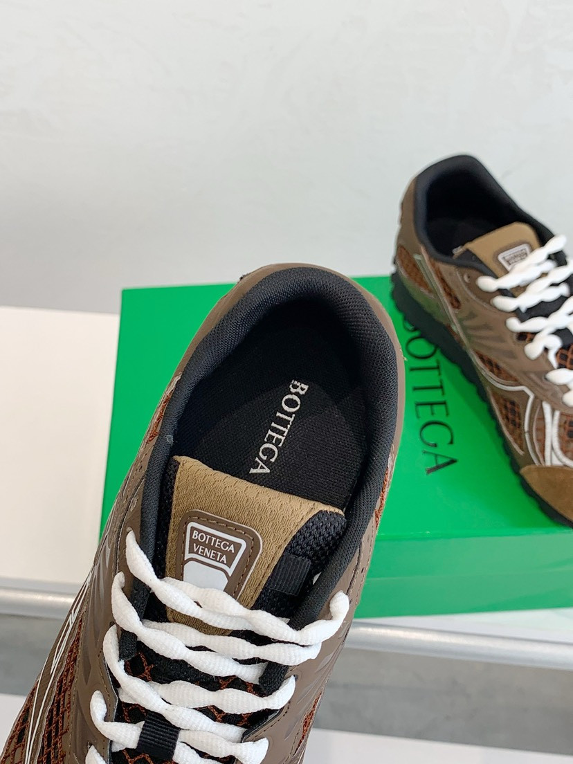 b0tt*ga Ven*ta orbit sneaker