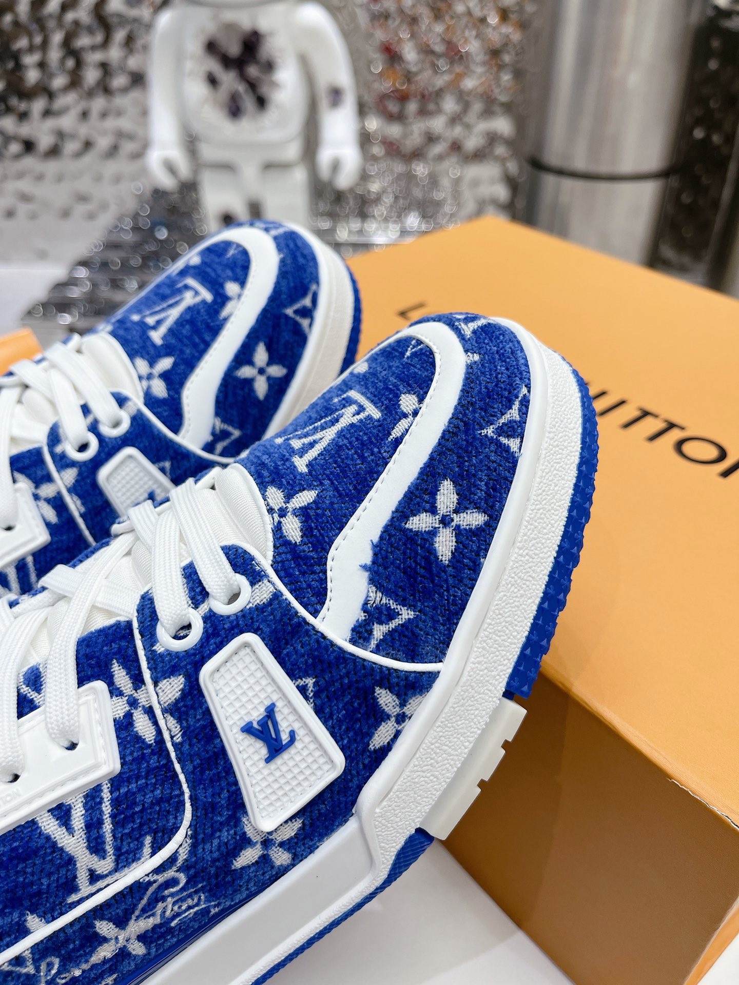 LVT SNEAKERS