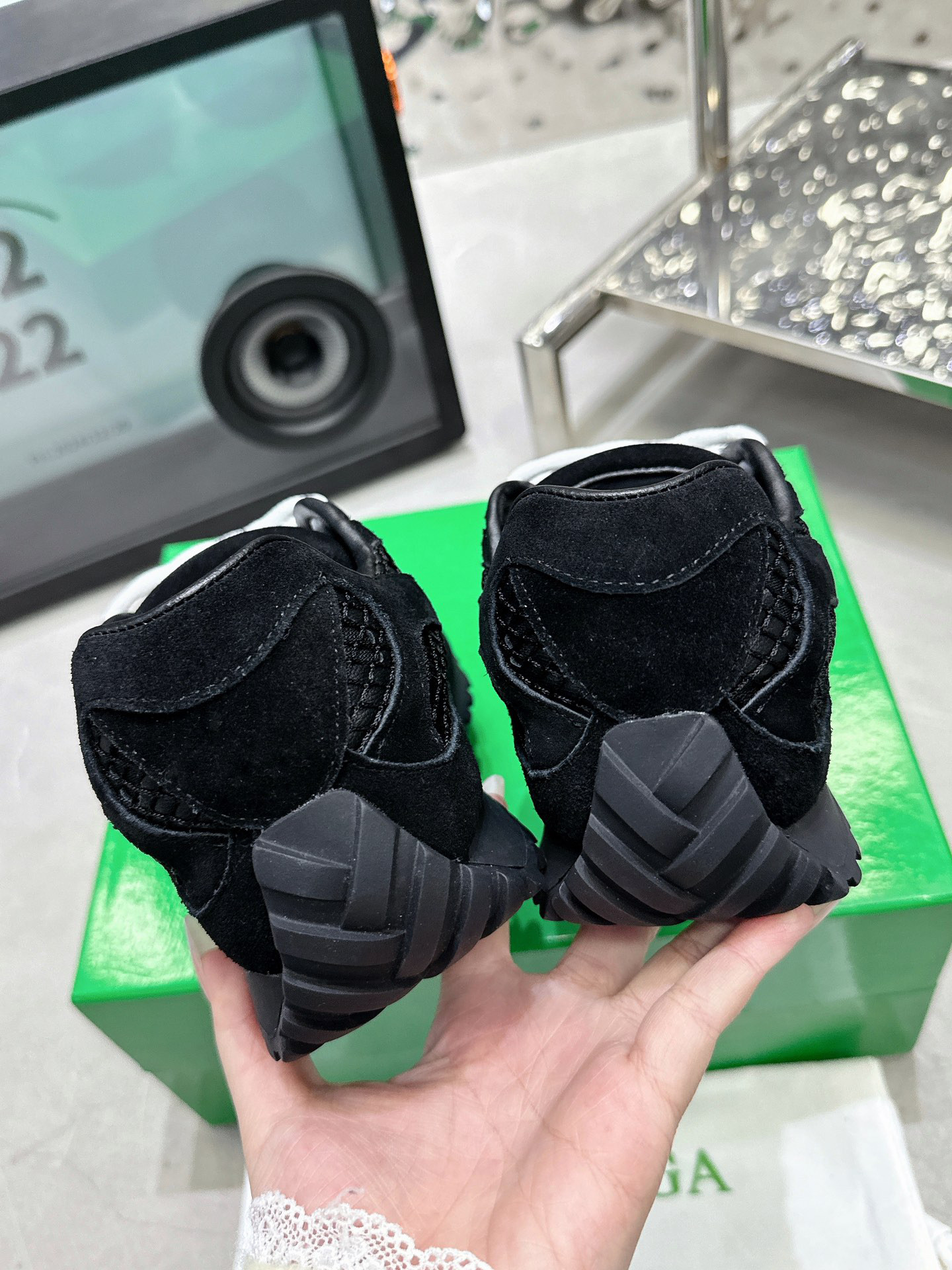 b0tt*ga Ven*ta orbit sneaker