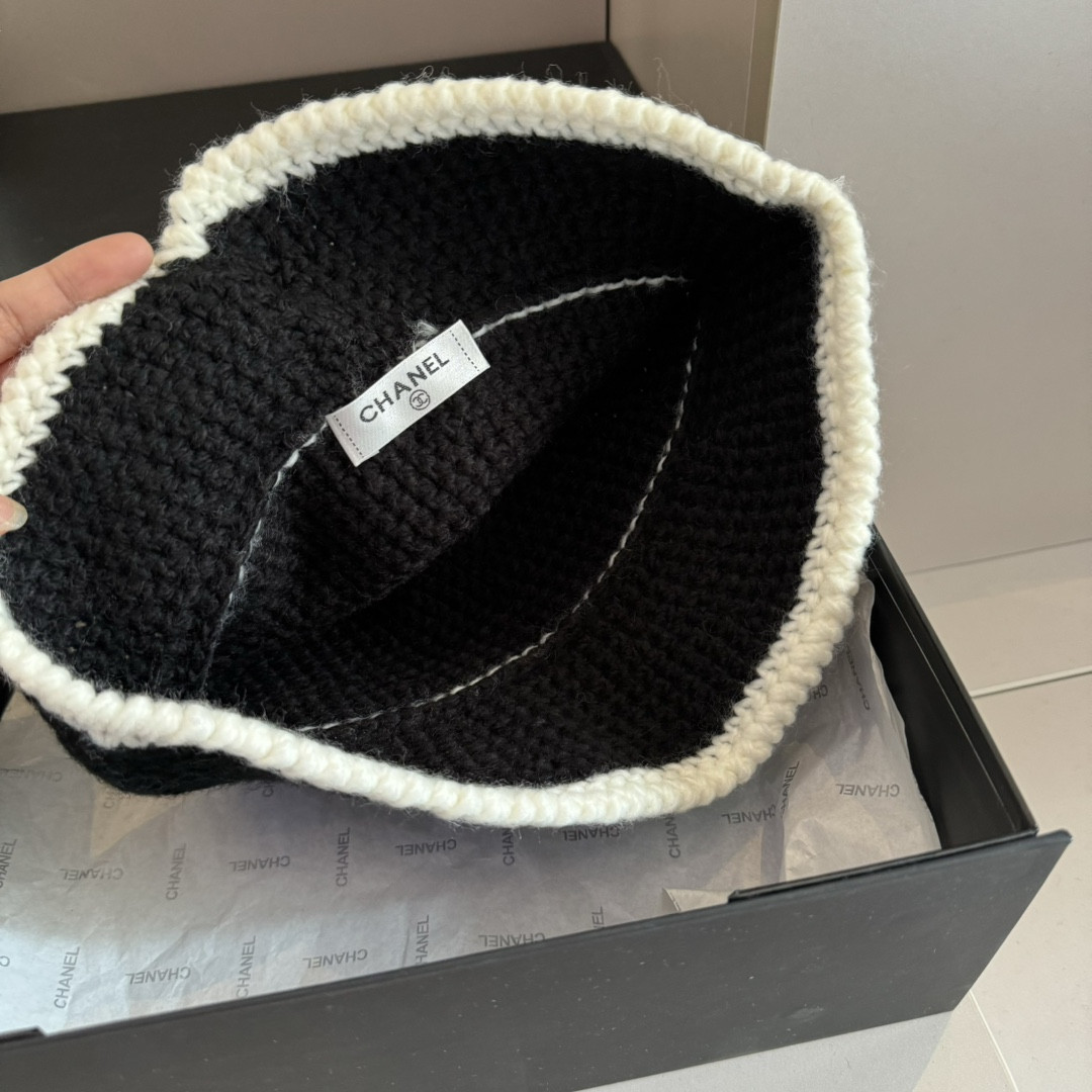C Hat