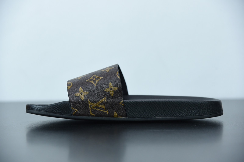 lvt sandals