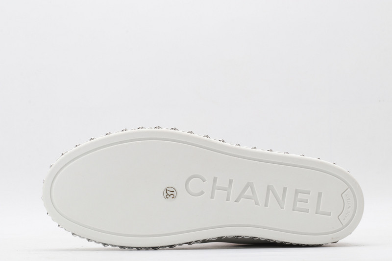Ch*el sneaker