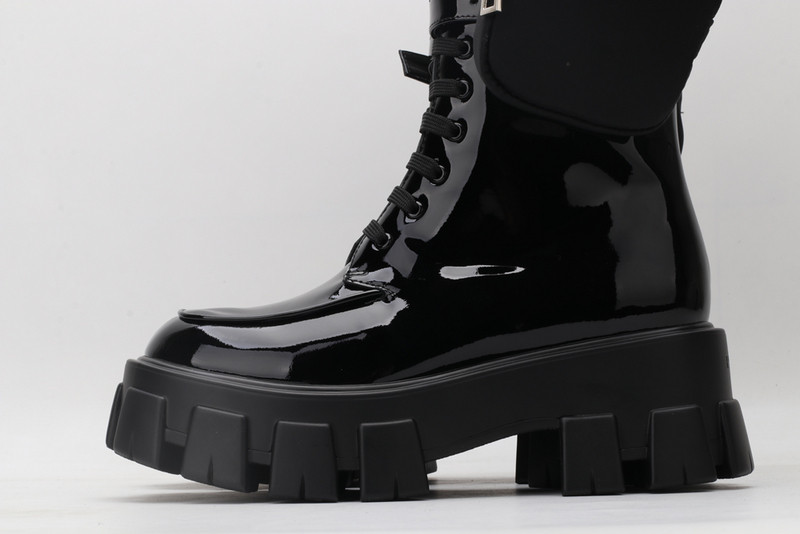pr sneaker