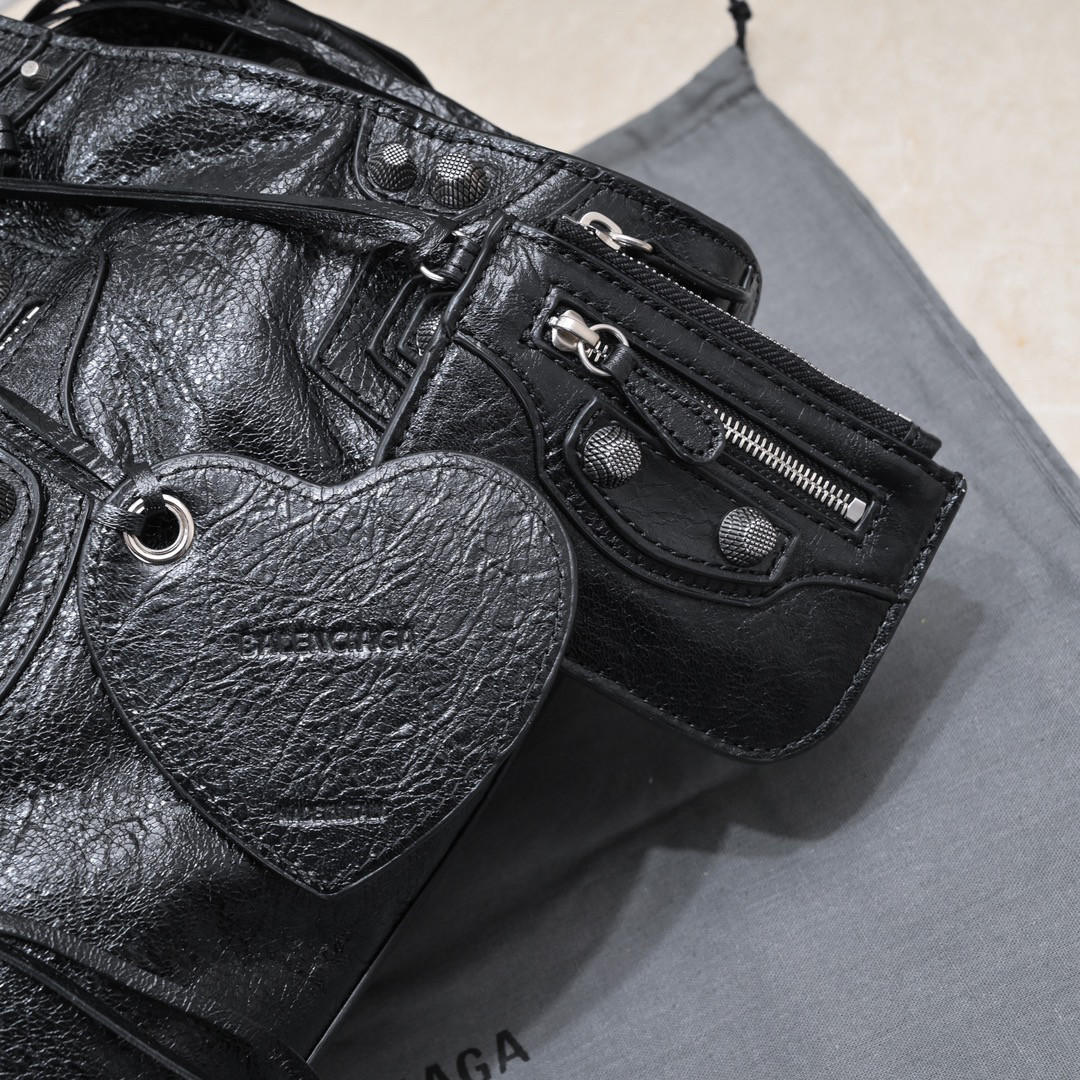 Ba1en*iaga purse
