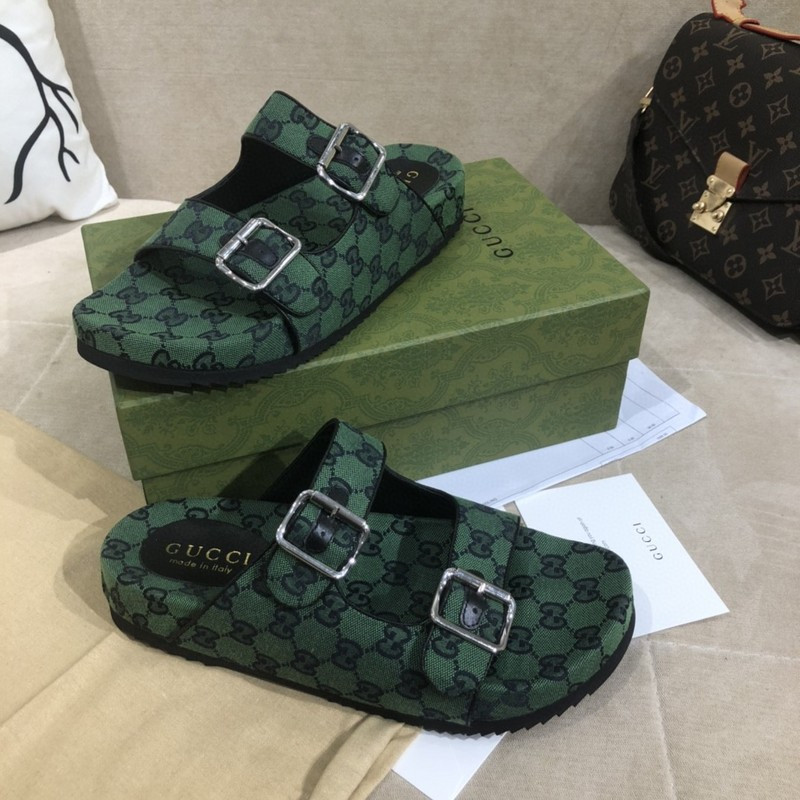 g*u*i sandals