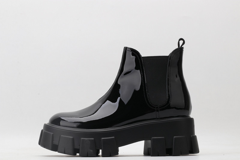 pr sneaker