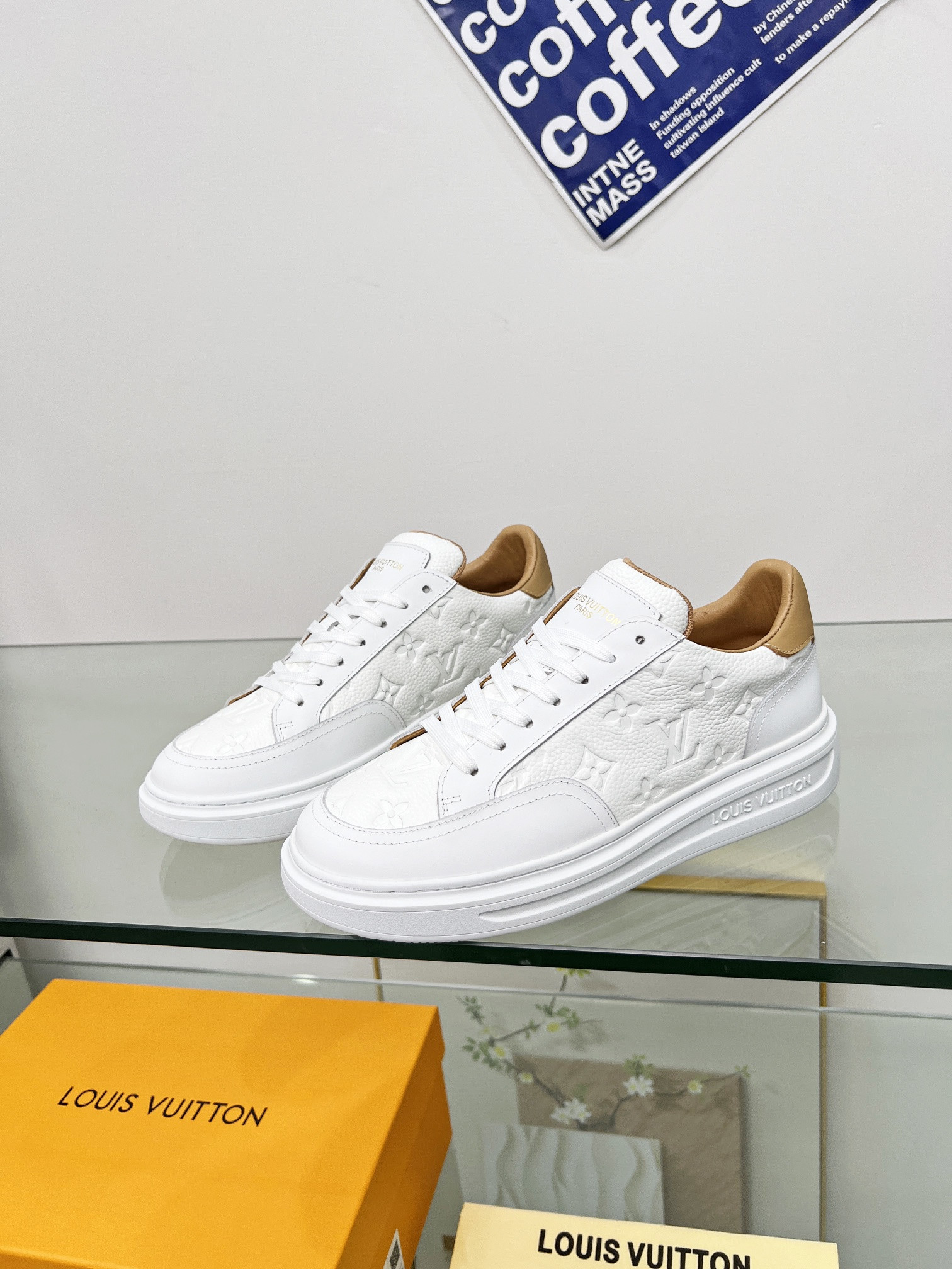 LVT SNEAKERS