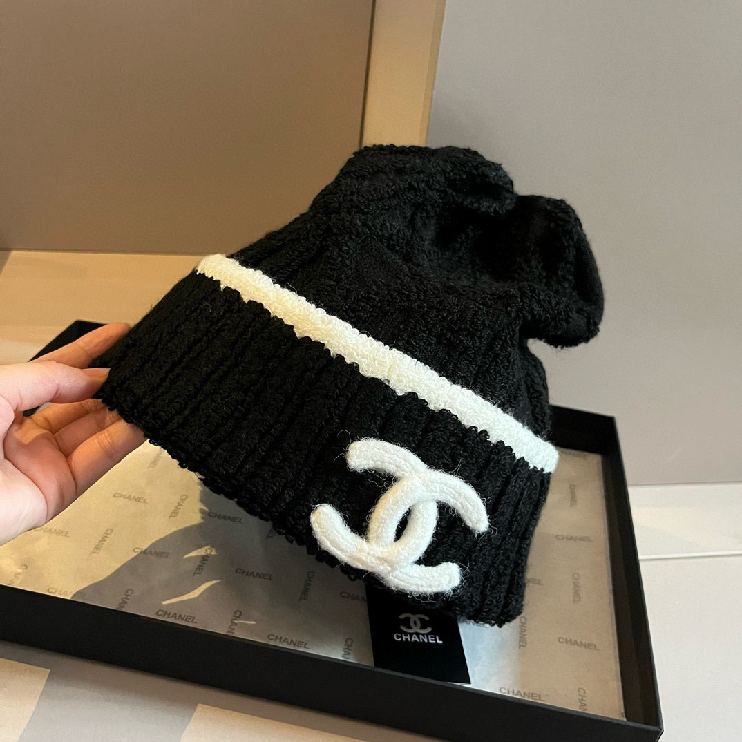 C Hat