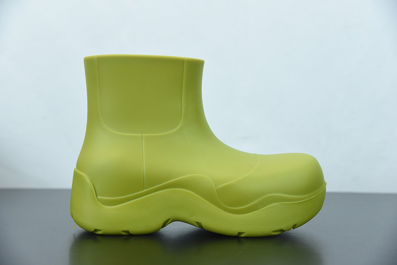 Bo*te*ga ve*ne*ta sneaker