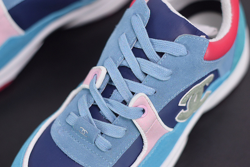 Ch*el sneaker
