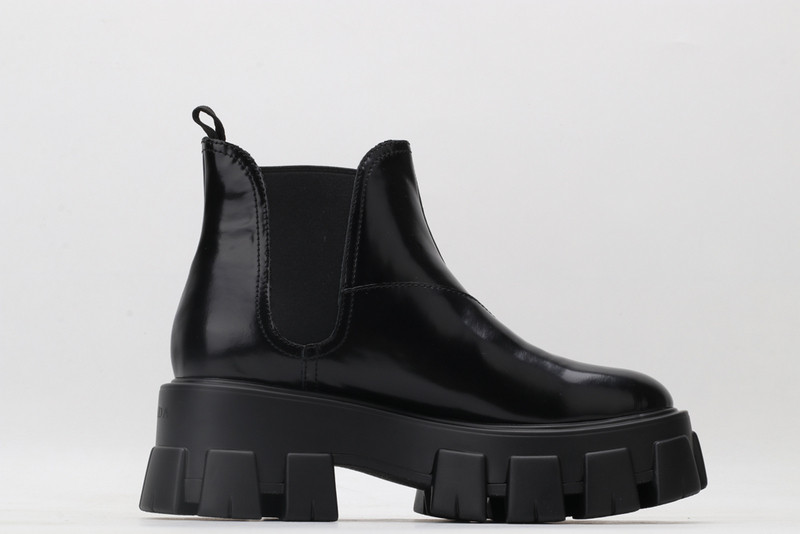 pr sneaker