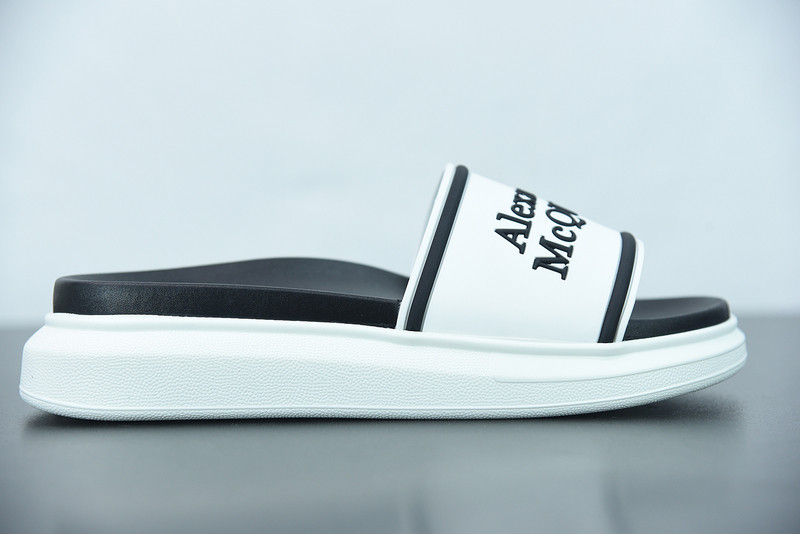 a1exa*der Mcqv*en slide
