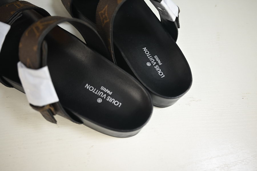 lvt sandals