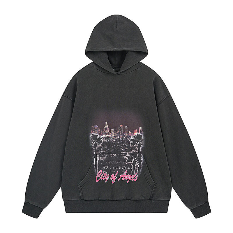 Ba1en*iaga clothes
