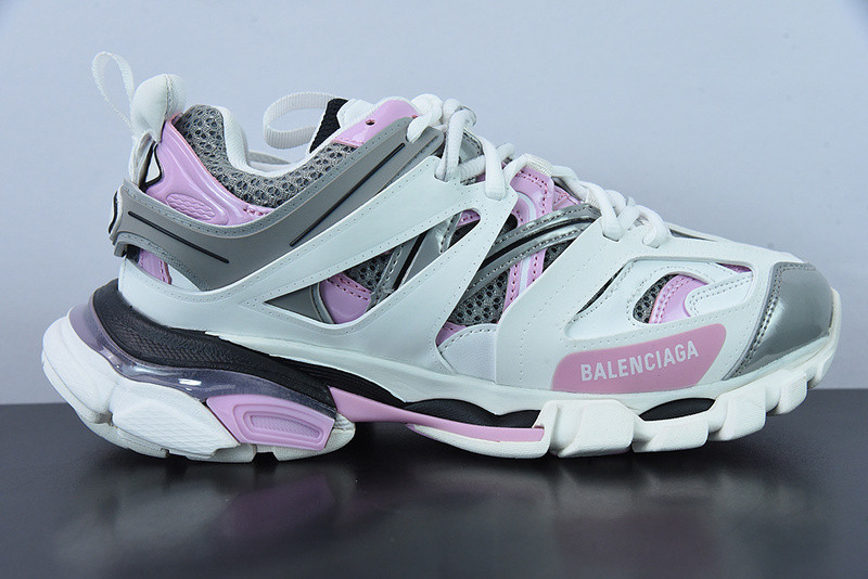 bc track sneaker