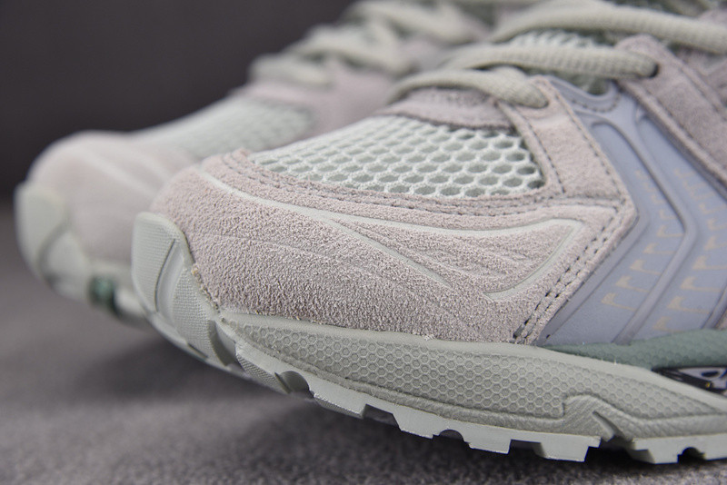 As*ic*s gel kayano 14 
