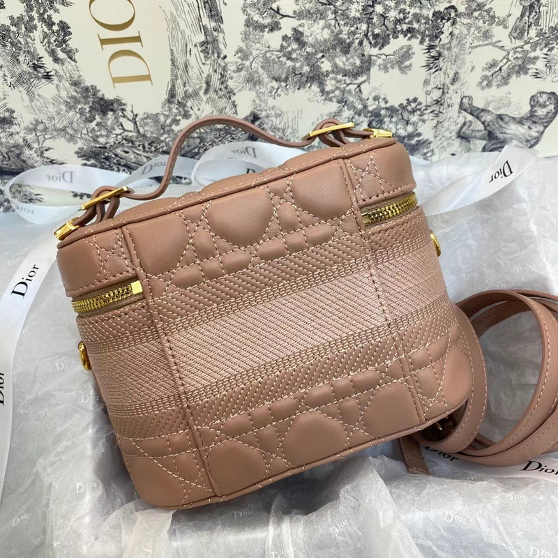 D10r bag