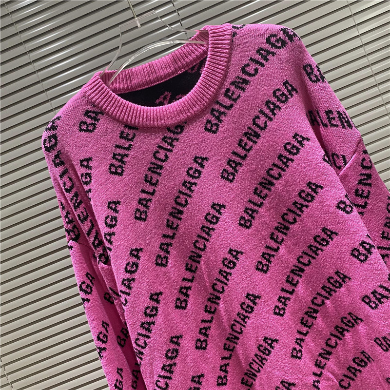 Ba1en*iaga clothes