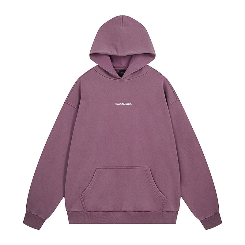 Ba1en*iaga clothes